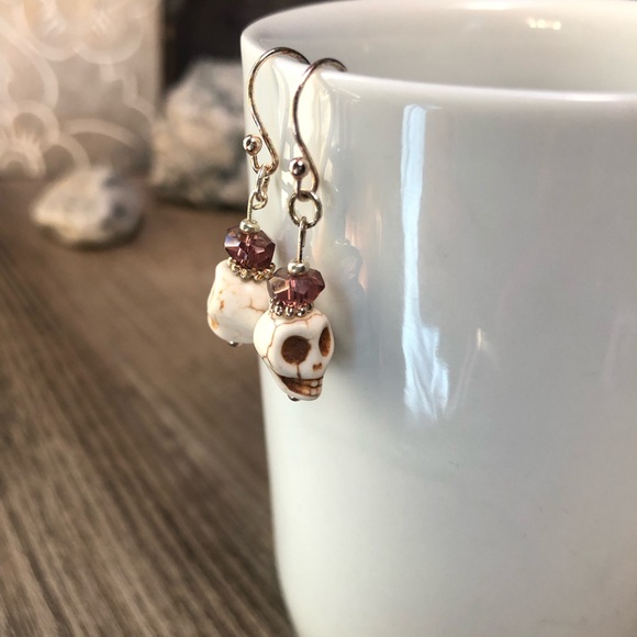 Small Howlite Skull & Crystal Earrings - Picture 7 of 9